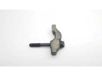 ŁAPKA MOCOWANIE UCHWYT WTRYSKU OPEL 1.7 CDTI COMBO, ZAFIRA, ASTRA J, Z17DTR